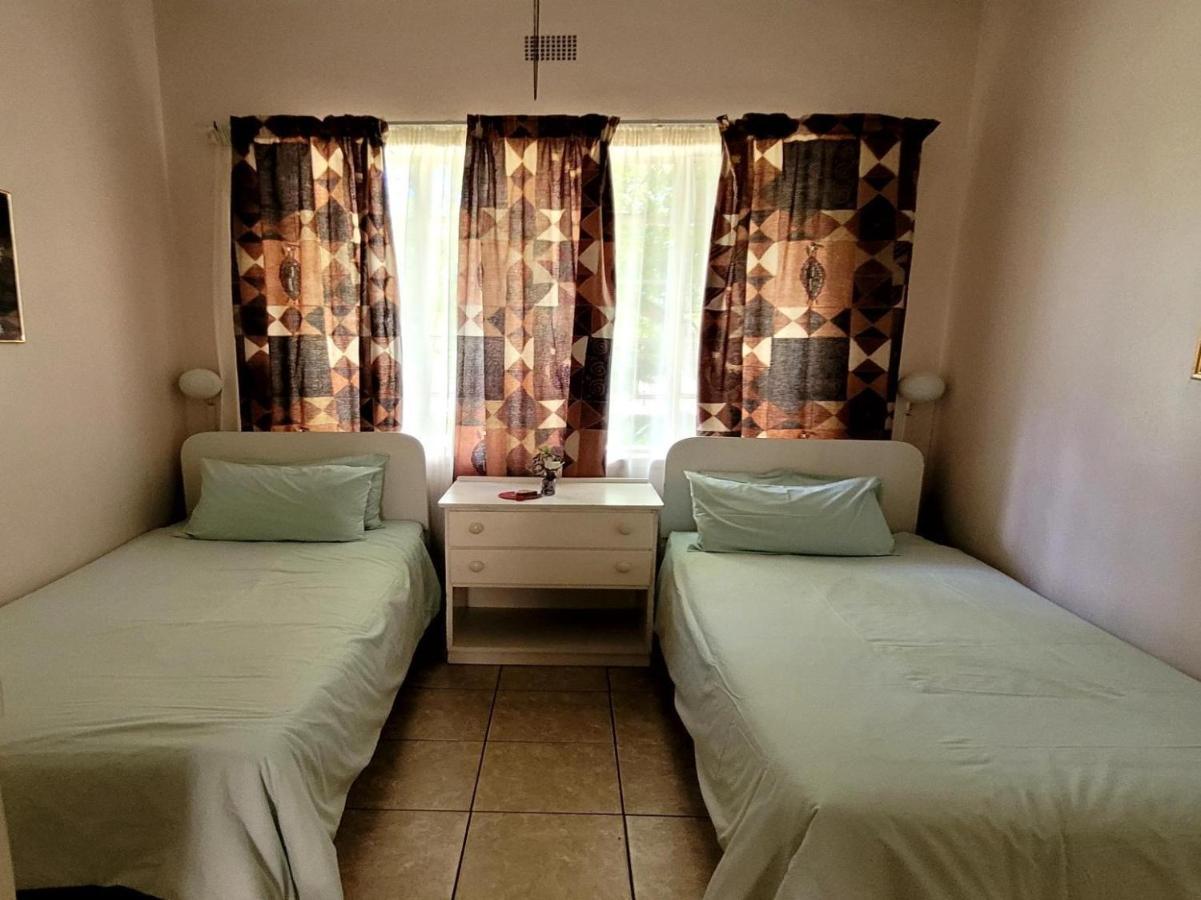 Mumo Lodge Badplaas Quarto foto